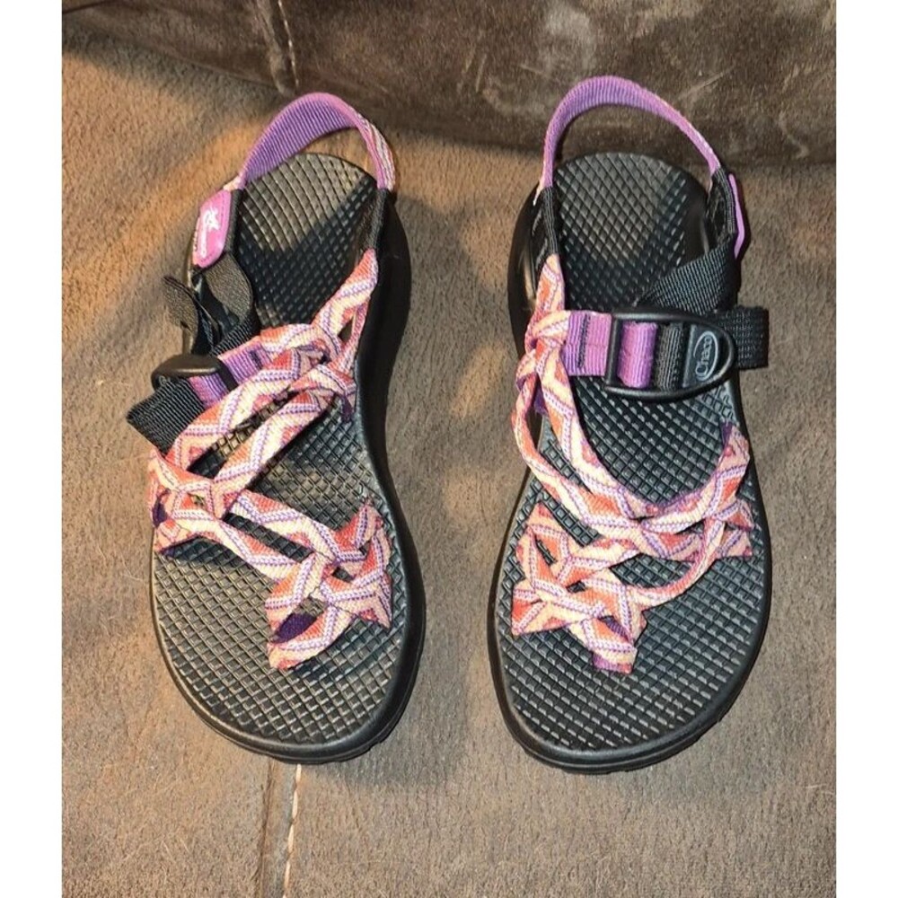 Chacos Women's Size 5